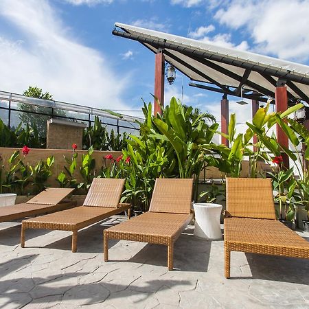Icheck Inn Trams Square Chiang Mai Dış mekan fotoğraf