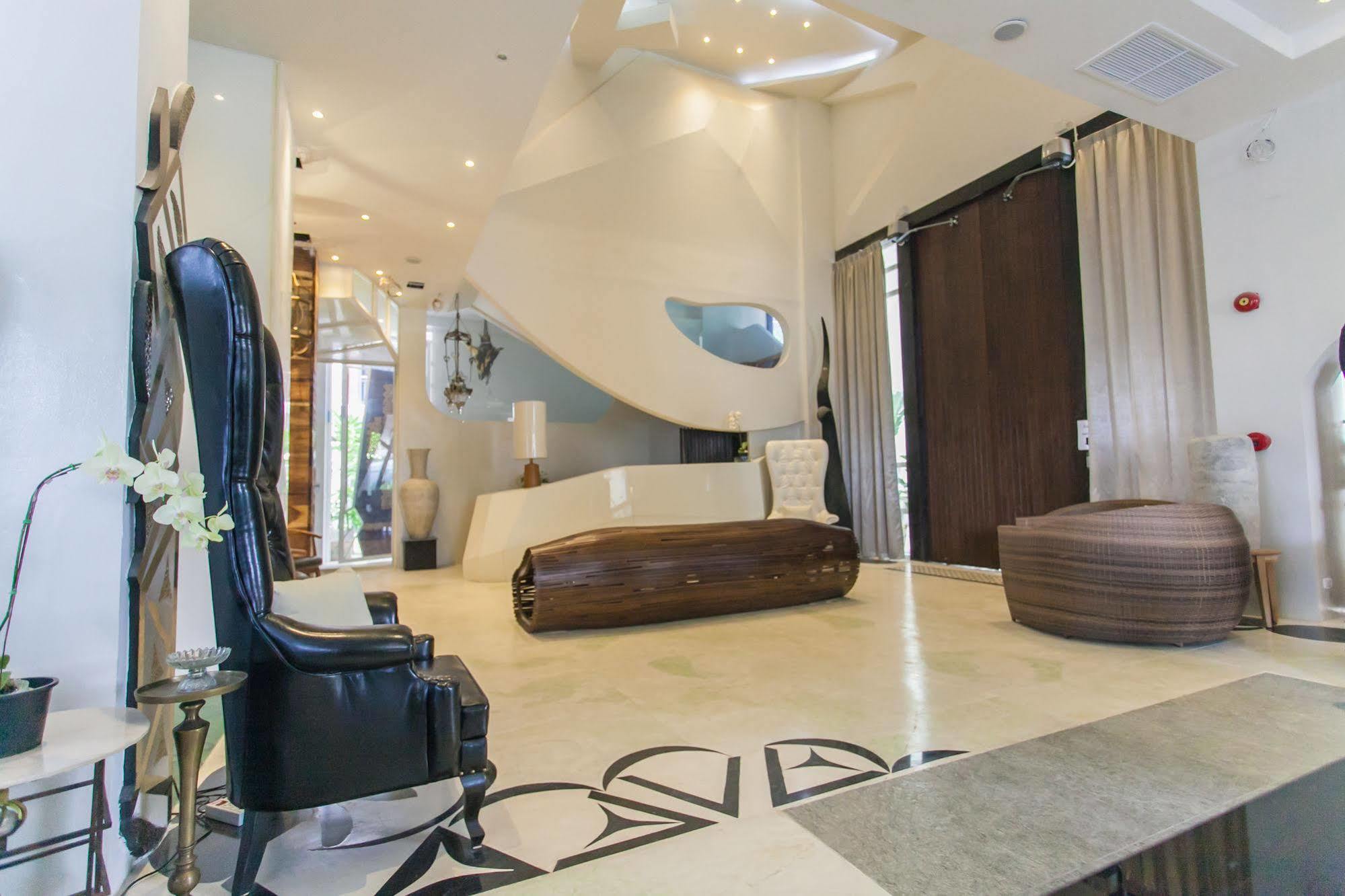 Icheck Inn Trams Square Chiang Mai Dış mekan fotoğraf
