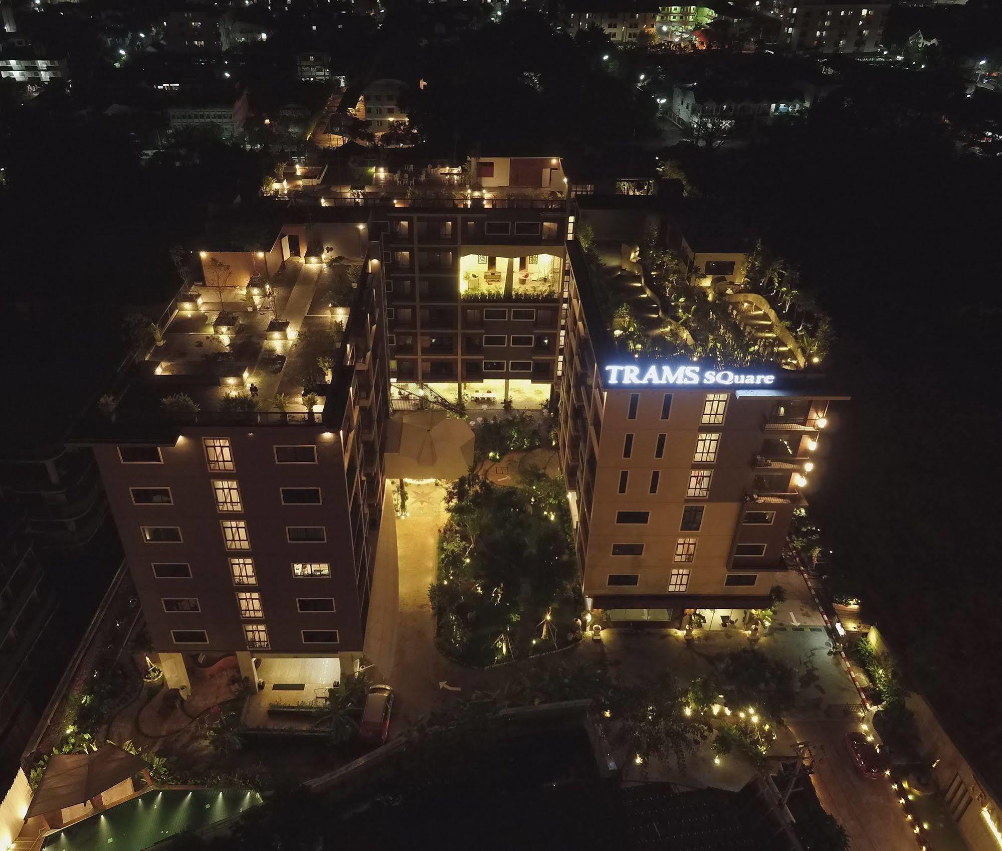 Icheck Inn Trams Square Chiang Mai Dış mekan fotoğraf
