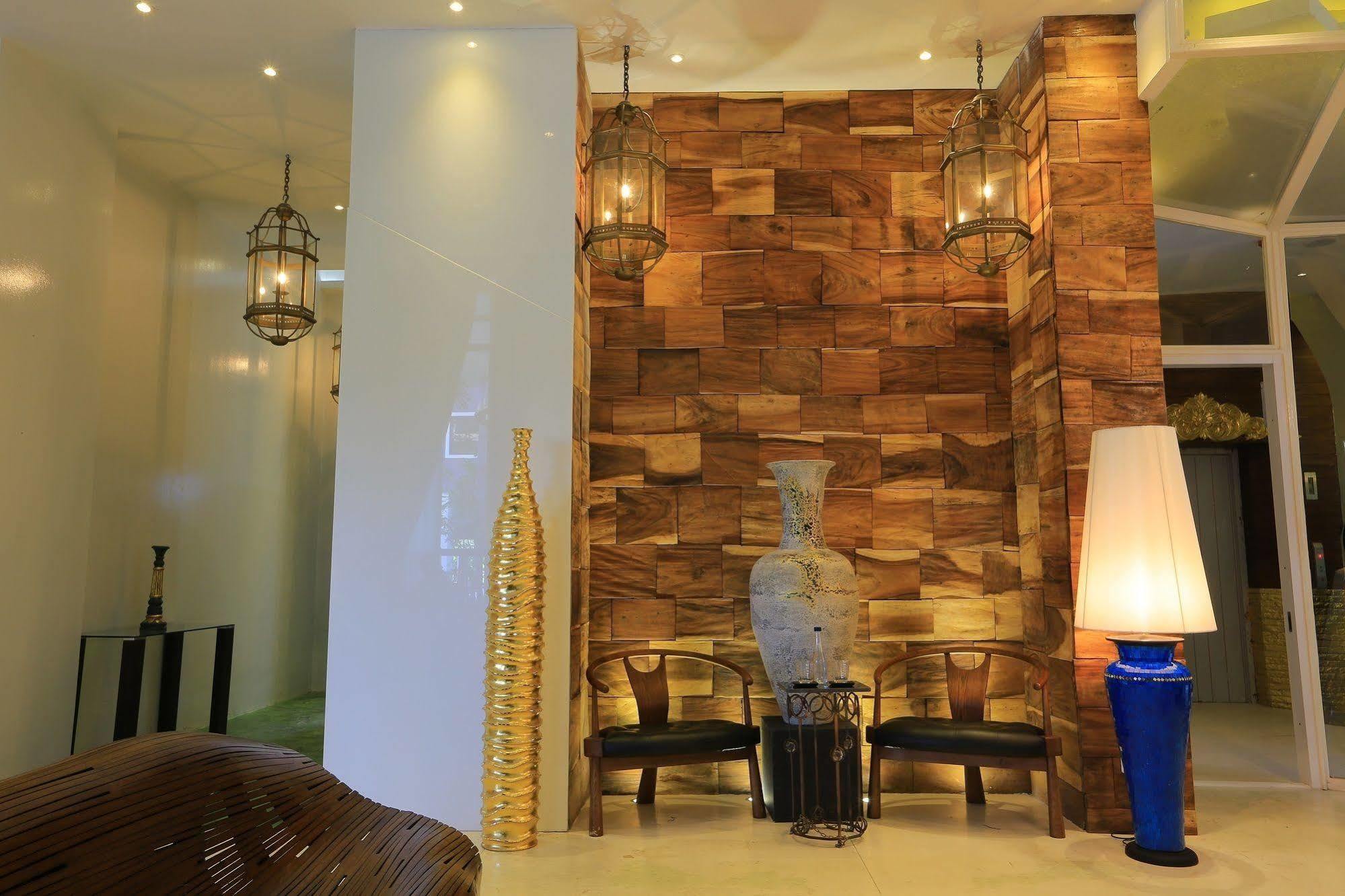 Icheck Inn Trams Square Chiang Mai Dış mekan fotoğraf