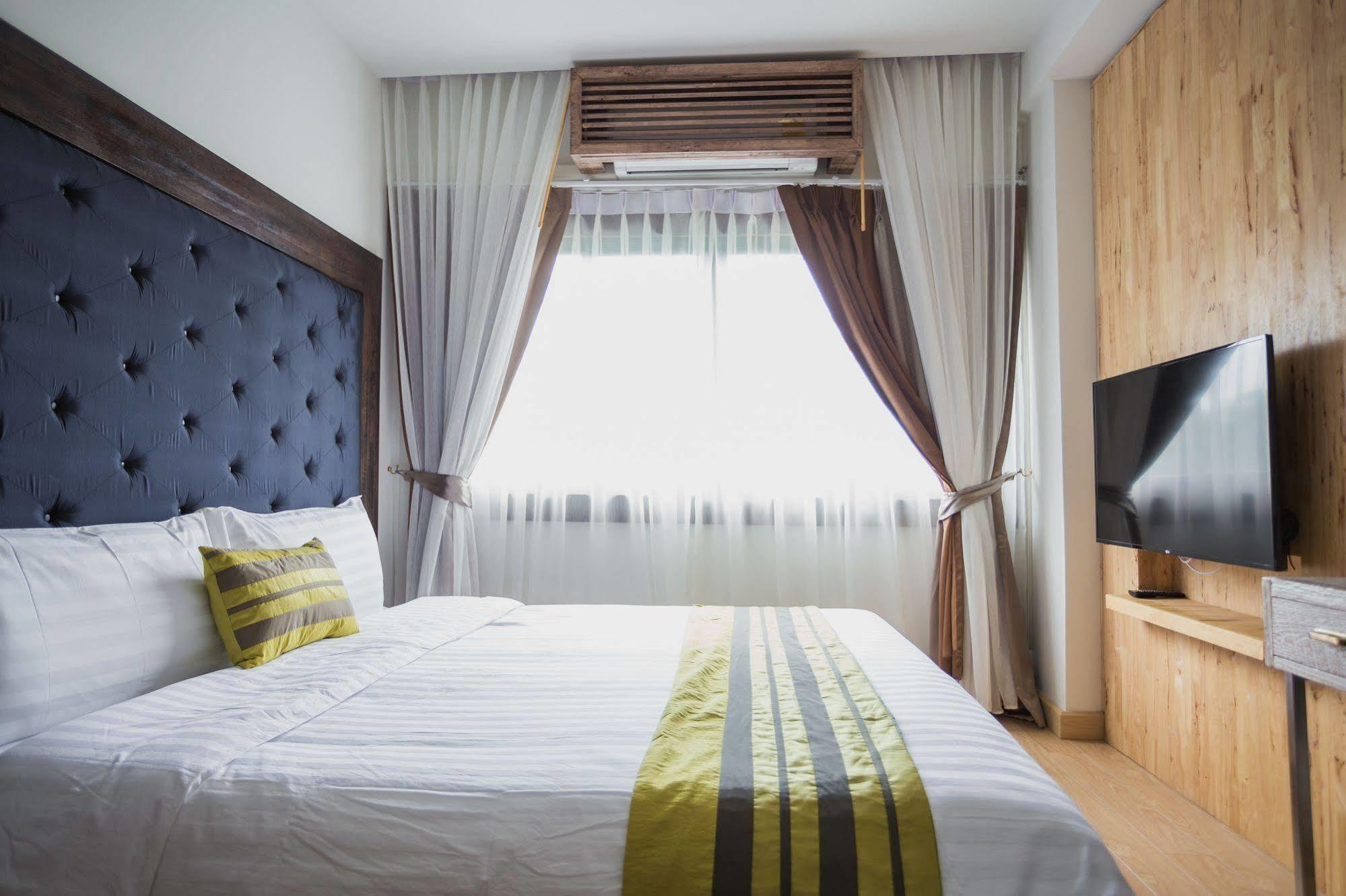 Icheck Inn Trams Square Chiang Mai Dış mekan fotoğraf